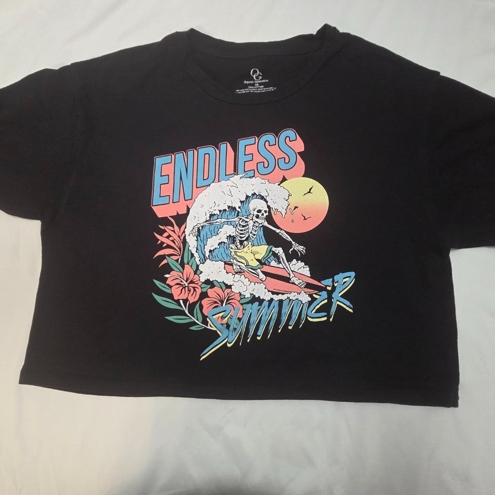 Organic Generation‎ small black woman's Vintage skull summer crop top T-Shirt